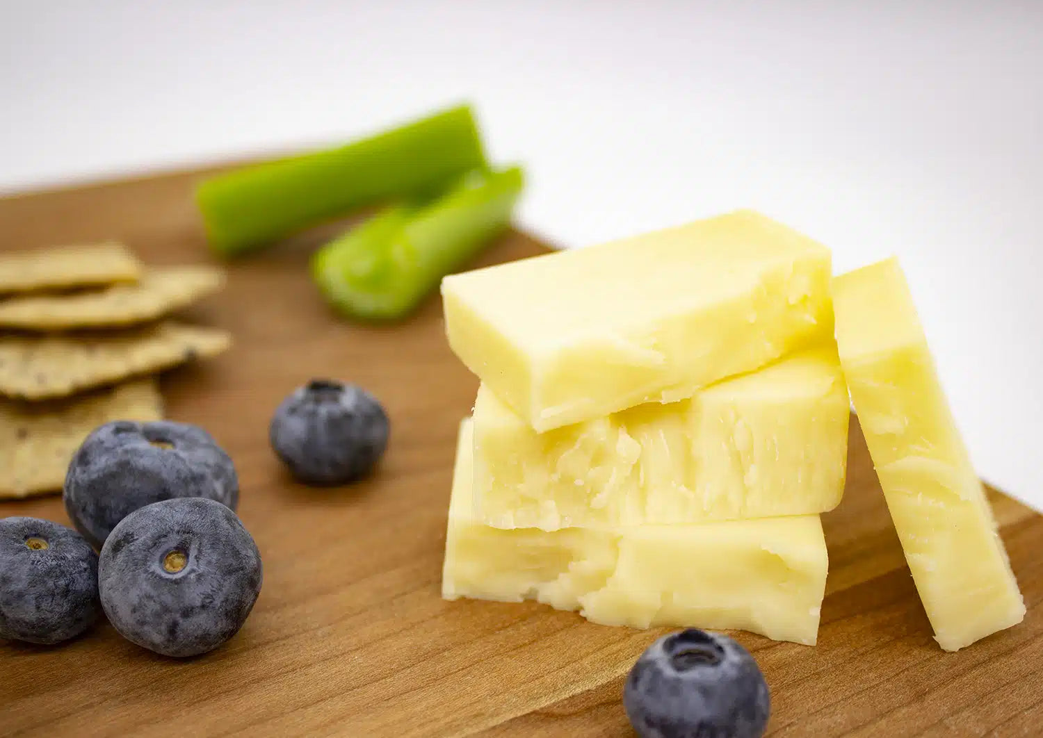 Robertson's Extra Sharp Cheddar 8oz Bar